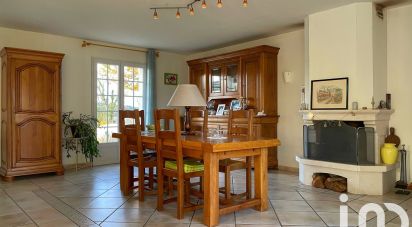 Country house 6 rooms of 145 m² in Garat (16410)