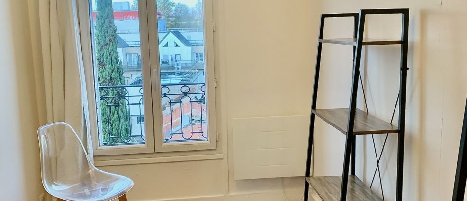 Appartement 3 pièces de 42 m² à Saint-Denis (93200)