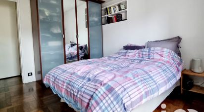 Appartement 3 pièces de 66 m² à Paris (75015)