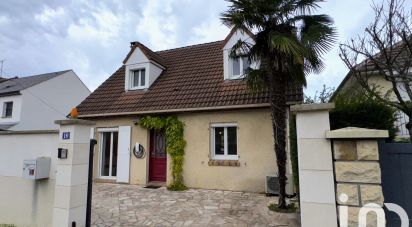 Maison traditionnelle 5 pièces de 105 m² à Sainte-Geneviève-des-Bois (91700)