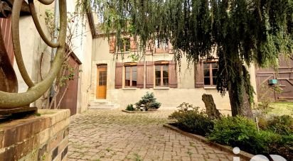 Traditional house 5 rooms of 130 m² in Courlon-sur-Yonne (89140)