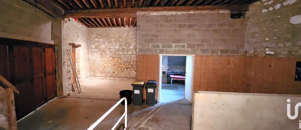 Traditional house 5 rooms of 130 m² in Courlon-sur-Yonne (89140)