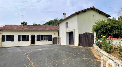 Maison de campagne 3 pièces de 88 m² à - (79310)