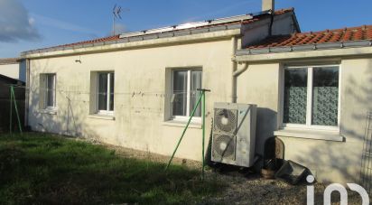 House 4 rooms of 90 m² in Fontenay-le-Comte (85200)