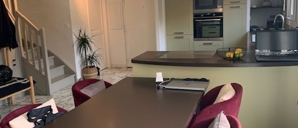 Appartement 4 pièces de 100 m² à Nice (06200)