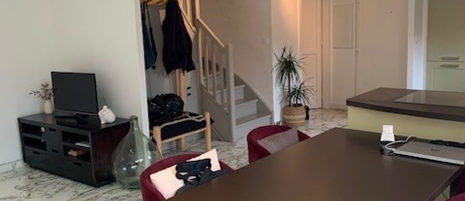 Appartement 4 pièces de 100 m² à Nice (06200)