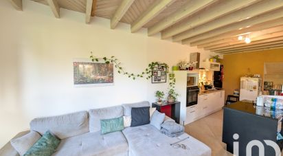 House 6 rooms of 144 m² in Valdivienne (86300)