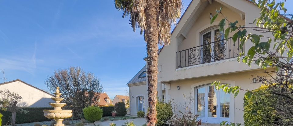 Maison 7 pièces de 227 m² à Vaux-le-Pénil (77000)