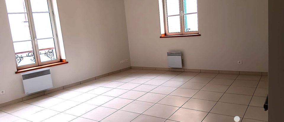 Apartment 2 rooms of 45 m² in Melun (77000)