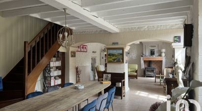 Country house 7 rooms of 180 m² in Saint-Vincent-de-Pertignas (33420)