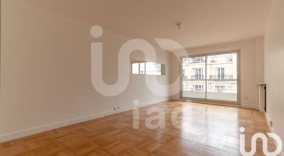 Appartement 3 pièces de 76 m² à Paris (75012)