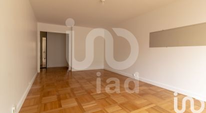 Appartement 3 pièces de 76 m² à Paris (75012)