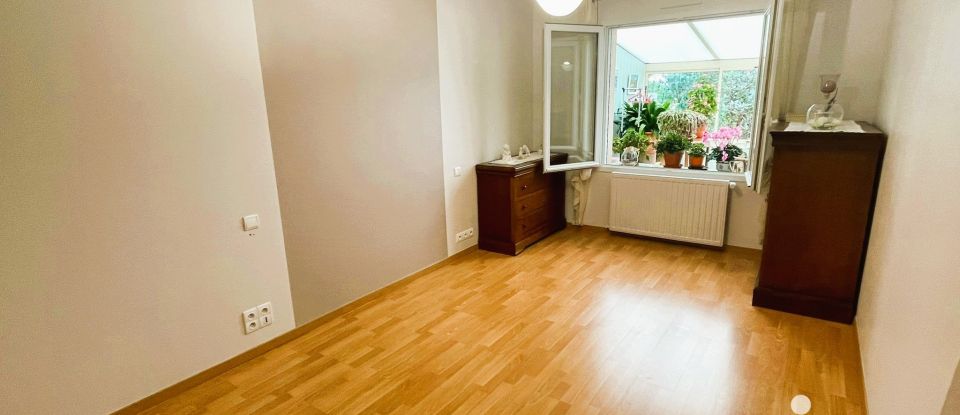 House 4 rooms of 113 m² in Angers (49100)