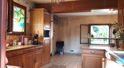 House 6 rooms of 156 m² in Antony (92160)