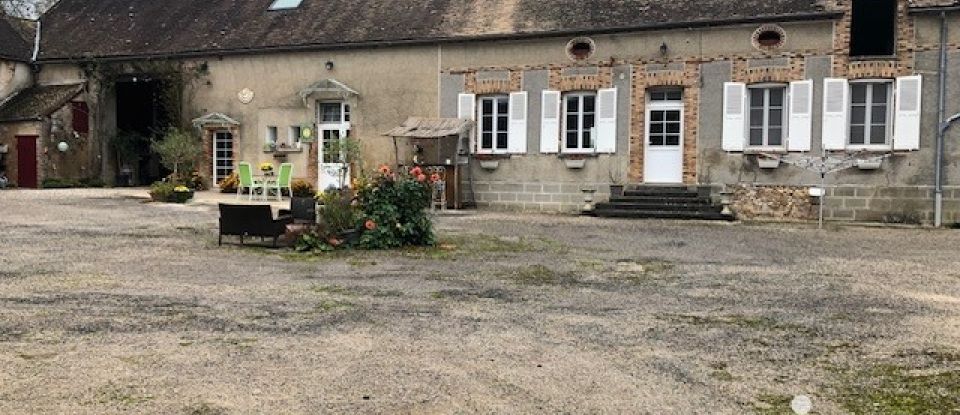 Ferme 6 pièces de 179 m² à Nailly (89100)