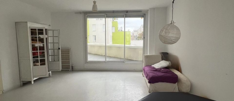 Appartement 4 pièces de 82 m² à Evry-Courcouronnes (91000)