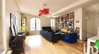 Loft 4 rooms of 98 m² in Montreuil (93100)