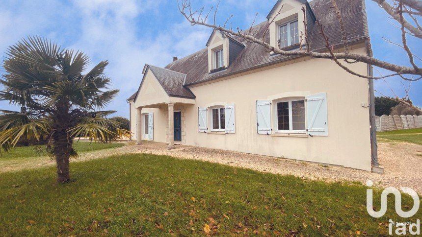 House 8 rooms of 264 m² in Le Subdray (18570)