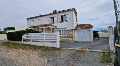 Maison 5 pièces de 84 m² à Surgères (17700)