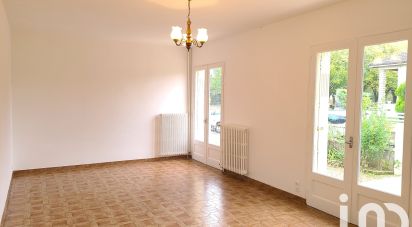 House 4 rooms of 99 m² in Chaunay (86510)