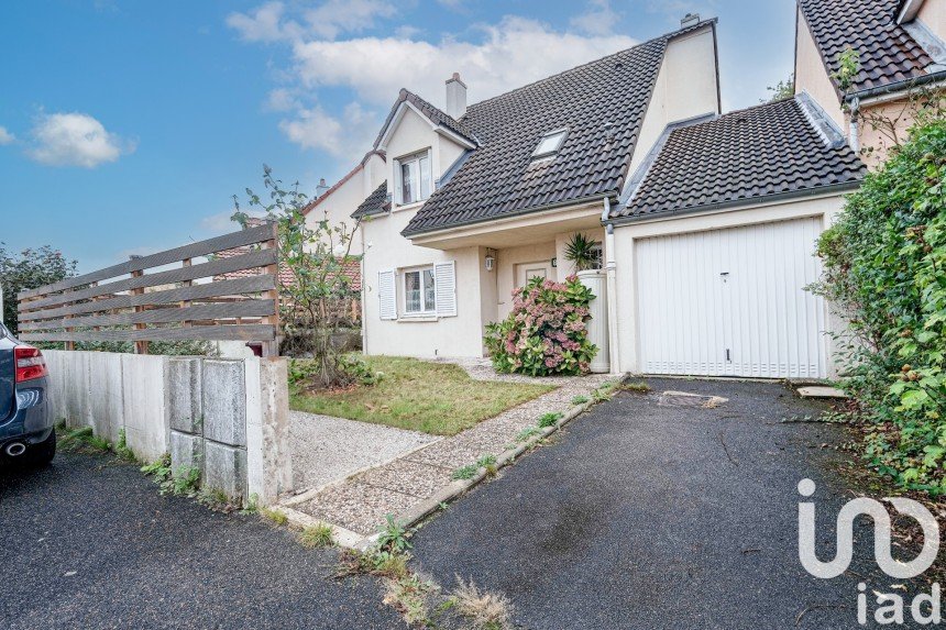 Maison 5 pièces de 93 m² à Émerainville (77184)