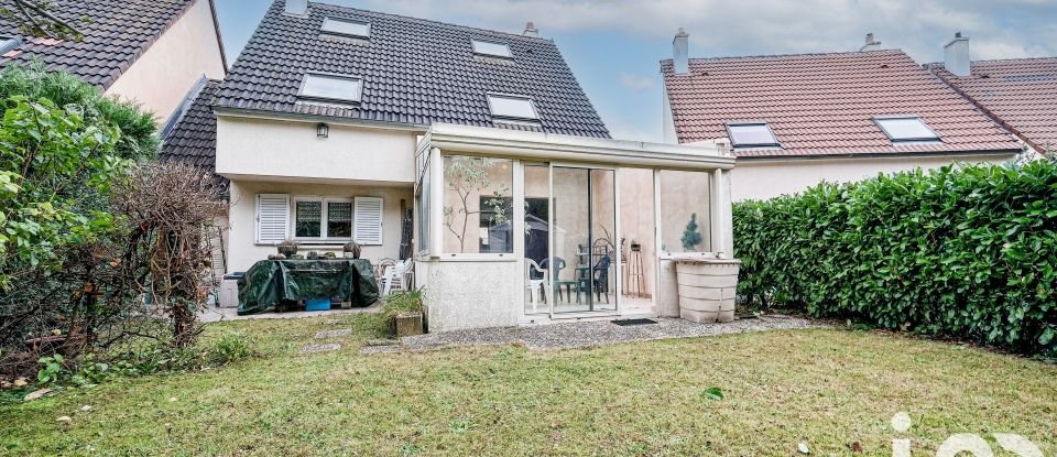 Maison 5 pièces de 93 m² à Émerainville (77184)