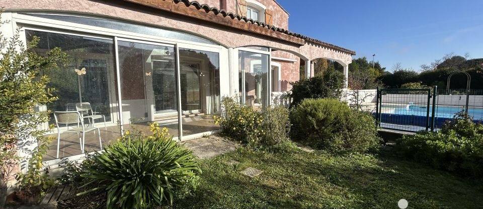 Traditional house 7 rooms of 140 m² in Carcassonne (11000)