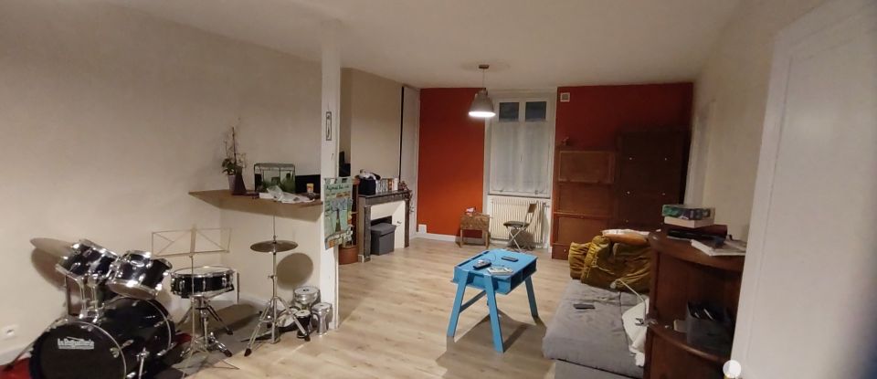 Town house 3 rooms of 120 m² in Châteauroux (36000)