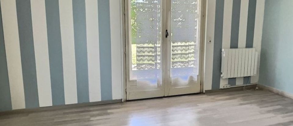 Maison 5 pièces de 128 m² à Chatte (38160)