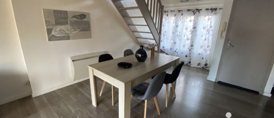 Apartment 4 rooms of 84 m² in Nemours (77140)