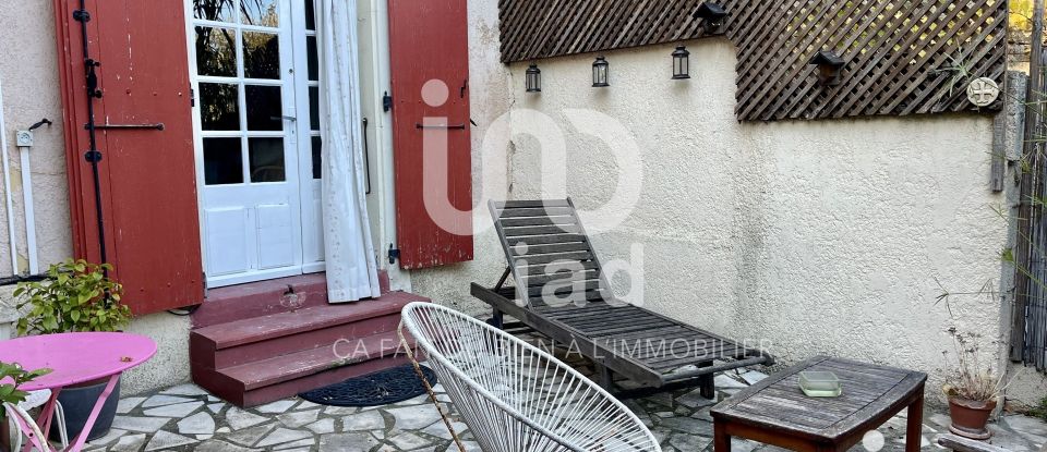 Village house 4 rooms of 80 m² in Fontcouverte (11700)