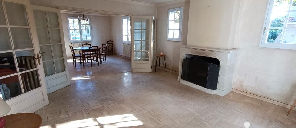 Maison 7 pièces de 187 m² à Aizenay (85190)