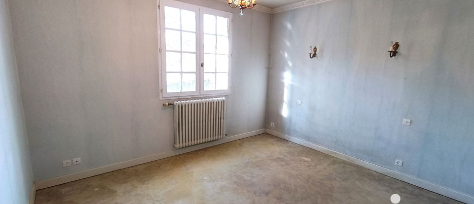 Maison 7 pièces de 187 m² à Aizenay (85190)