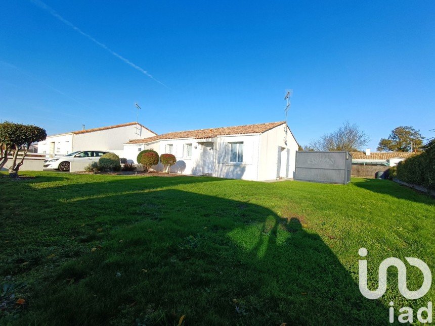 Maison 3 pièces de 70 m² à Aizenay (85190)