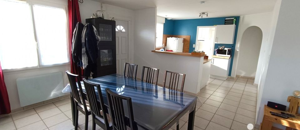 Maison 3 pièces de 70 m² à Aizenay (85190)