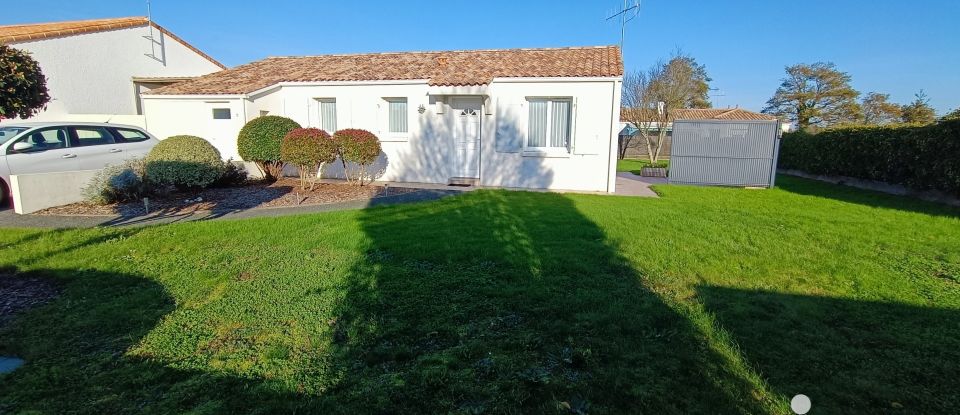 Maison 3 pièces de 70 m² à Aizenay (85190)