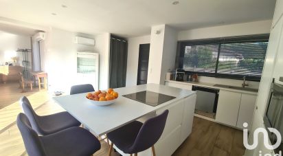 Maison 6 pièces de 160 m² à Azur (40140)