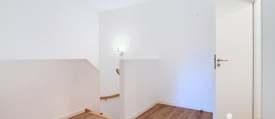 Duplex 3 pièces de 82 m² à Aytré (17440)