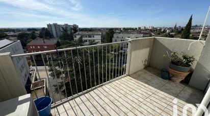 Appartement 4 pièces de 80 m² à Nîmes (30000)