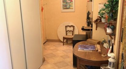 Apartment 4 rooms of 76 m² in Saint-Pierre-des-Corps (37700)