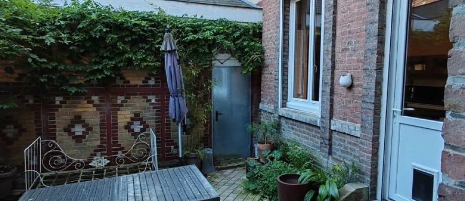 House 8 rooms of 158 m² in Amiens (80090)