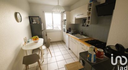 Apartment 3 rooms of 70 m² in Clermont-Ferrand (63100)