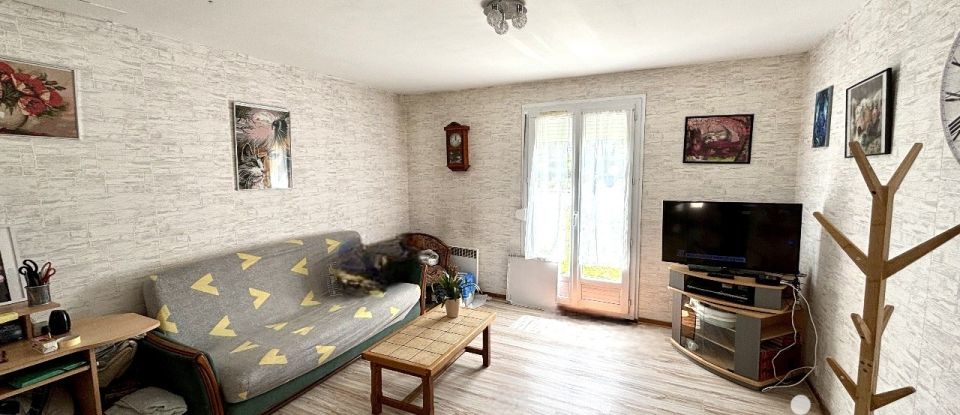 Maison 7 pièces de 123 m² à Semoy (45400)