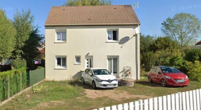 House 7 rooms of 123 m² in Semoy (45400)