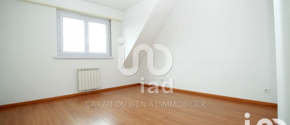 Duplex 3 rooms of 103 m² in Colmar (68000)