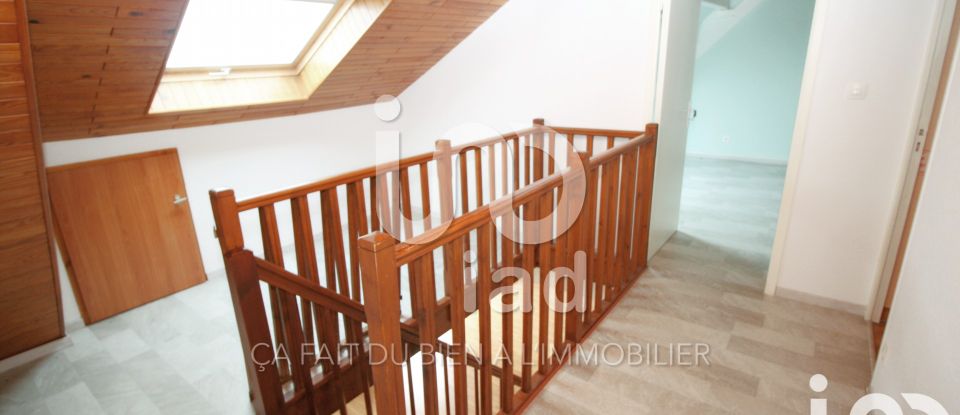 Duplex 3 rooms of 103 m² in Colmar (68000)