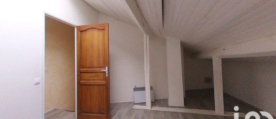 Building in Beaumont-sur-Oise (95260) of 580 m²