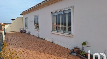 House 4 rooms of 81 m² in Fourques (66300)