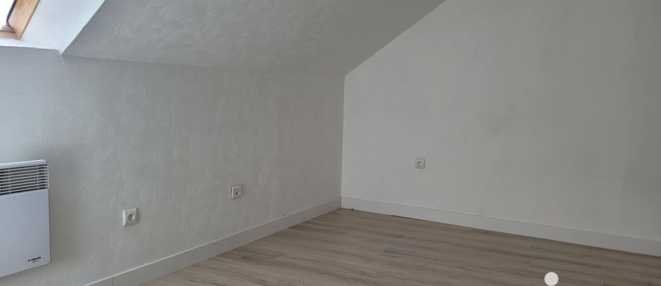 Immeuble de 313 m² à Thaumiers (18210)