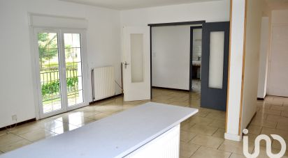 Traditional house 4 rooms of 79 m² in Le Blanc (36300)